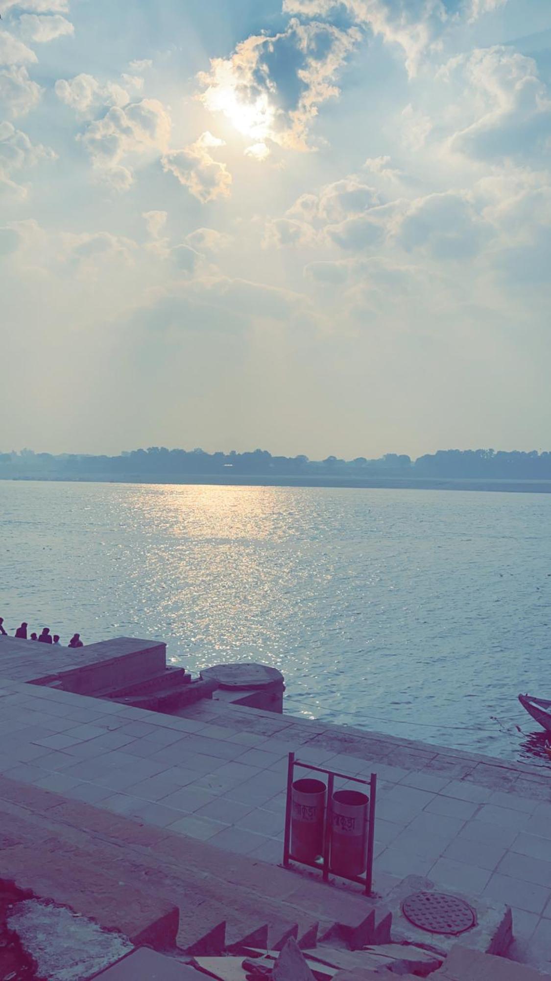 Tandon Lodge On The Ganga Ghat Homestay Varanasi Exterior photo